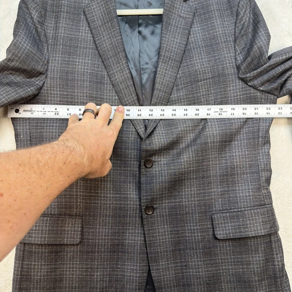 Jos A Bank Sport Coat 43R‎ Gray Plaid Wool Blazer Reserve Reda 1865